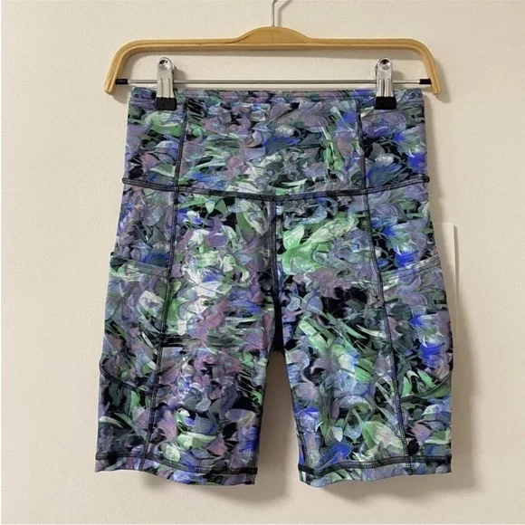 Fast and Free Short 8” - Picture 1 of 4